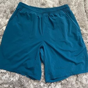 **SOLD**Men’s Lululemon shorts